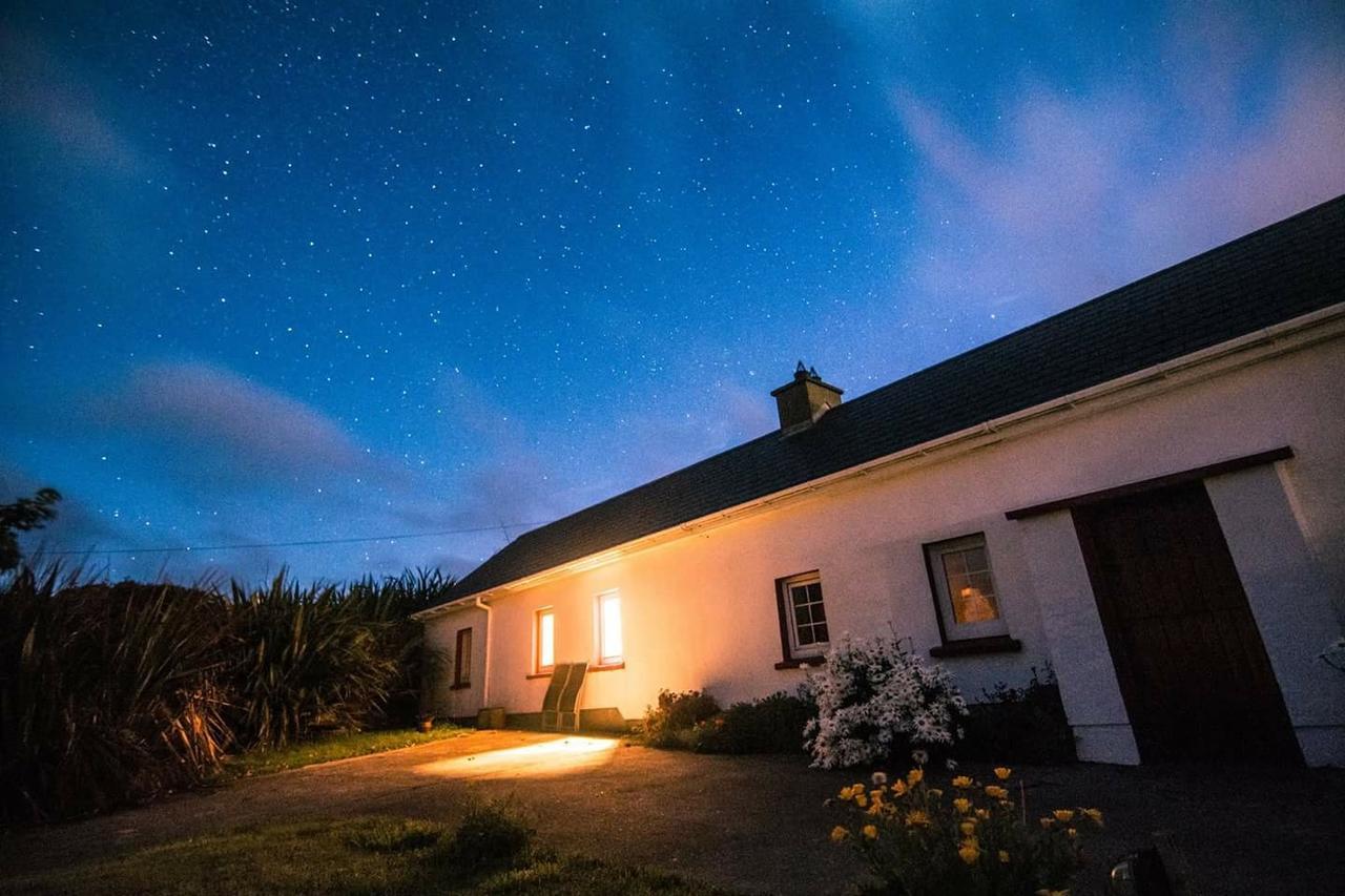 B&B The Red Door Cottage Donegal Town Eksteriør bilde